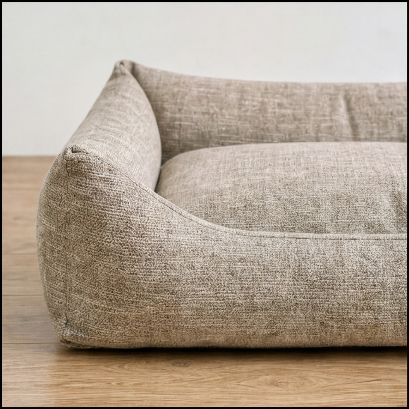 The Lounge bolster corner detail
